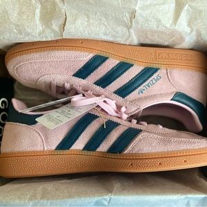Adidas Spezial - NWT 9.5 Pink